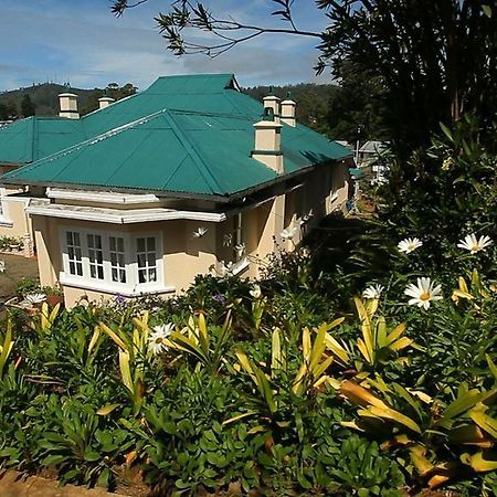 Senani Colonial Holiday Bungalow Nuwara Eliya Rum bild