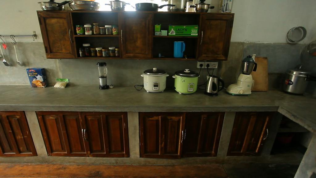 Senani Colonial Holiday Bungalow Nuwara Eliya Rum bild