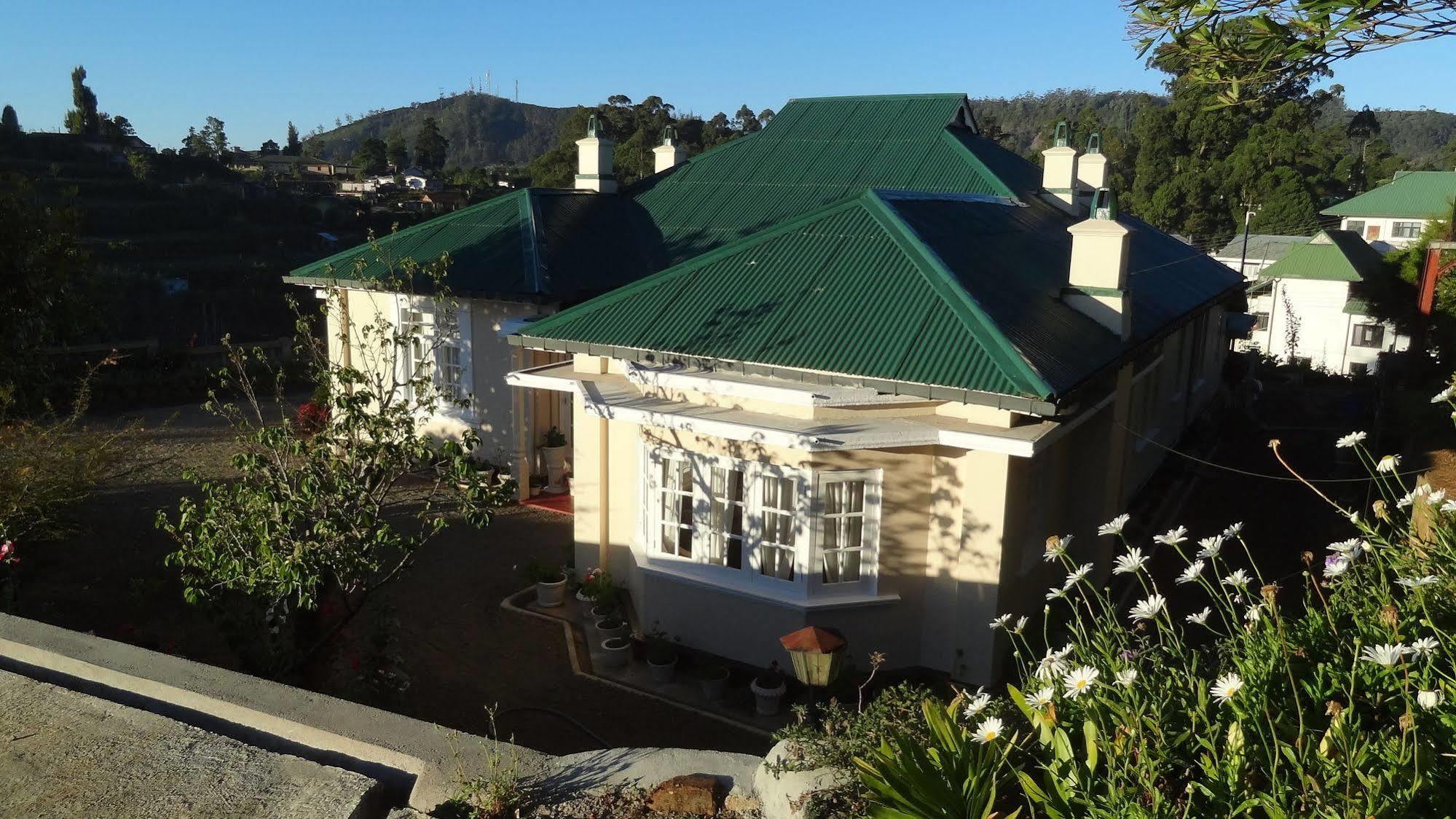 Senani Colonial Holiday Bungalow Nuwara Eliya Exteriör bild