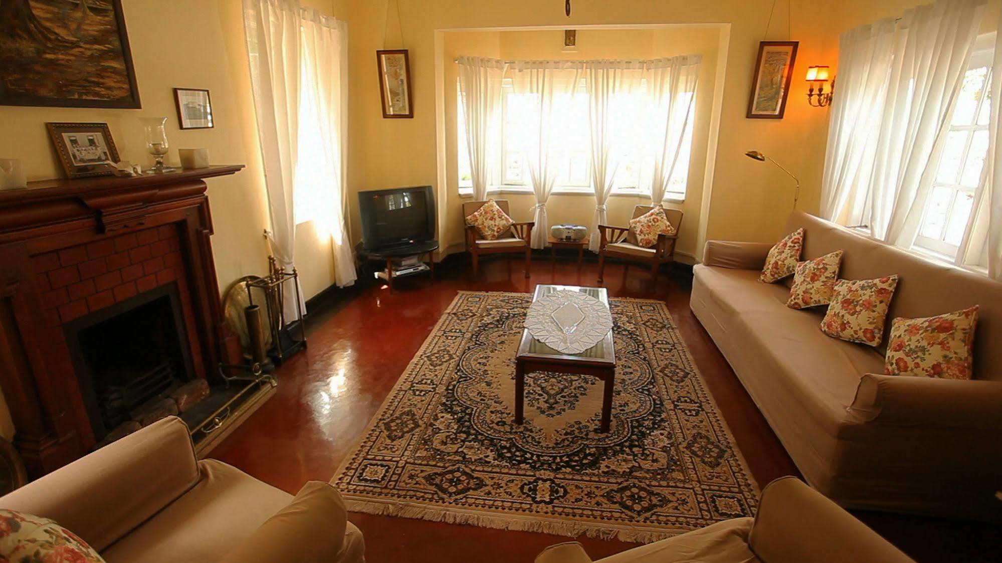 Senani Colonial Holiday Bungalow Nuwara Eliya Exteriör bild